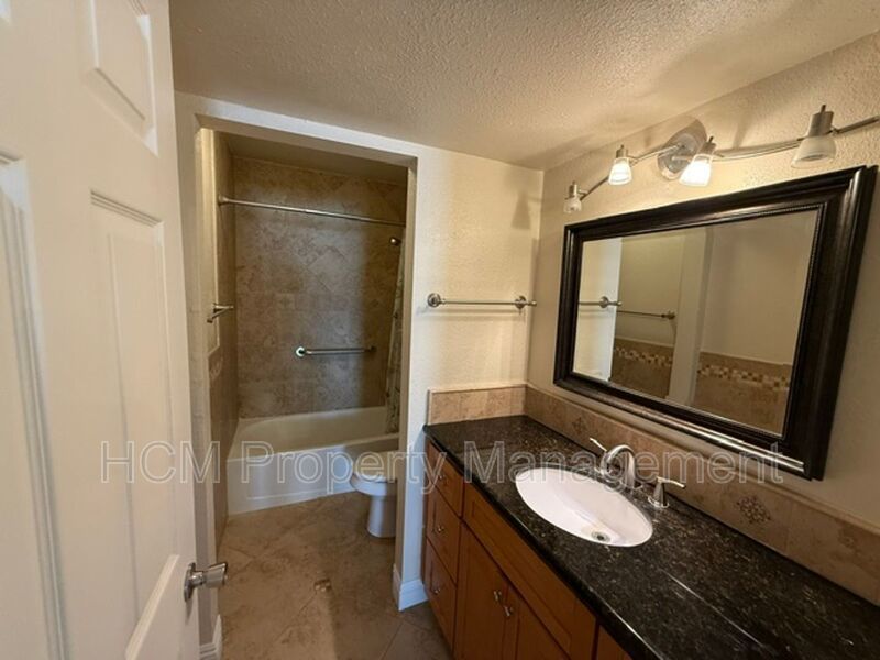 Welcome to Your Expansive Retreat in the Heart of South Coast Metro! property image