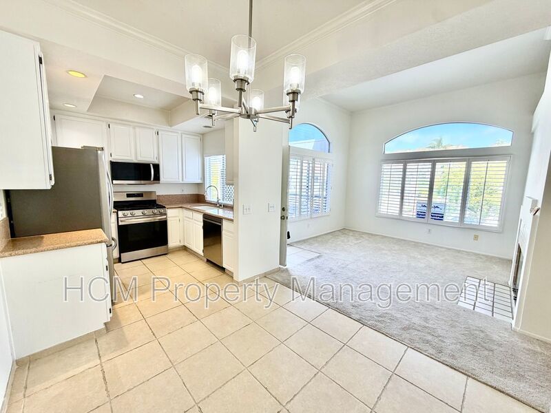 2 Bedroom, 2 Bathroom Upper Level Condo in lovely Laguna Niguel property image