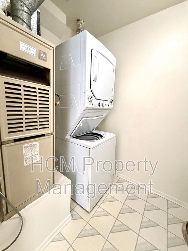 2 Bedroom, 2 Bathroom Upper Level Condo in lovely Laguna Niguel property image