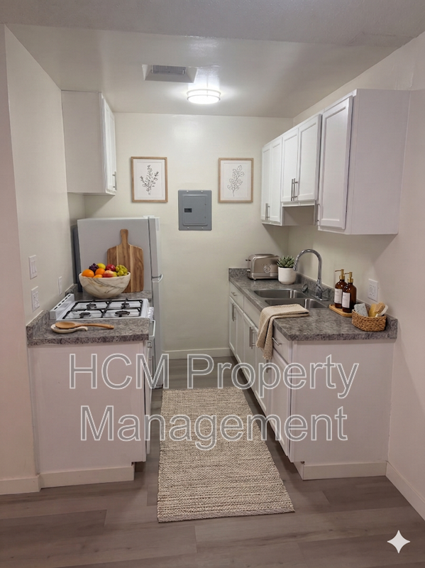 Welcome to 10300 National Blvd, a charming one-bedroom, one-bathroom apartment located in the heart of Los Angeles property image