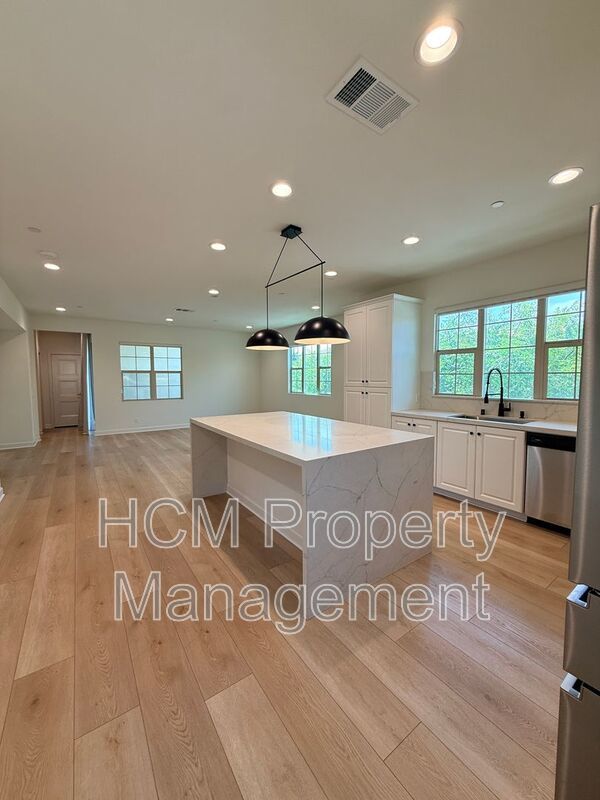 Modern Luxury Living with Solar & EV Charging | 142 Lantana Dr property image