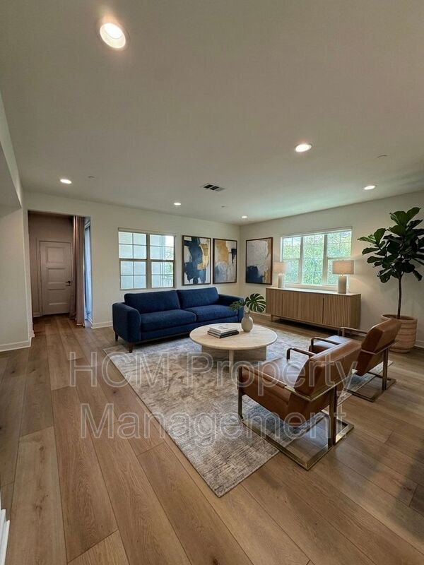 Modern Luxury Living with Solar & EV Charging | 142 Lantana Dr property image