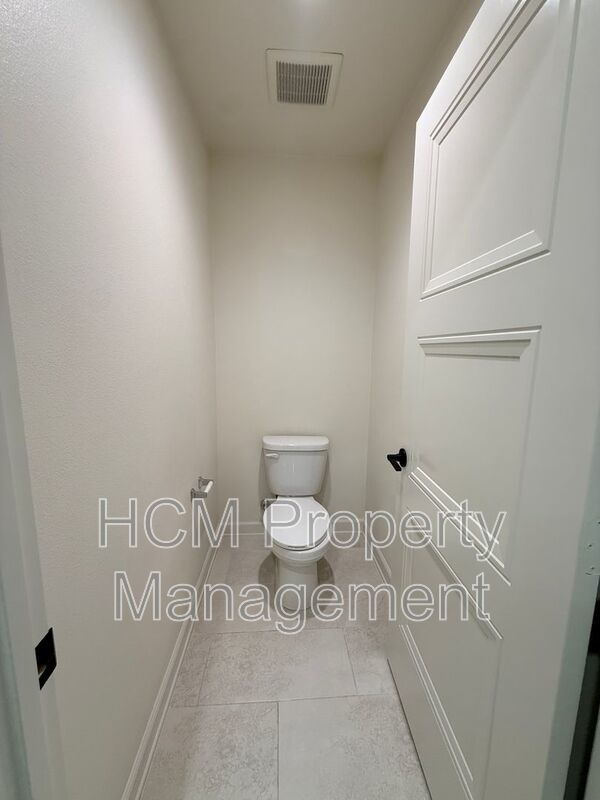 Modern Luxury Living with Solar & EV Charging | 142 Lantana Dr property image