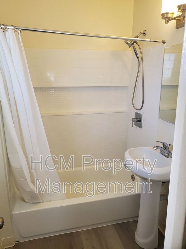 Welcome to 10300 National Blvd, a charming one-bedroom, one-bathroom apartment located in the heart of Los Angeles property image