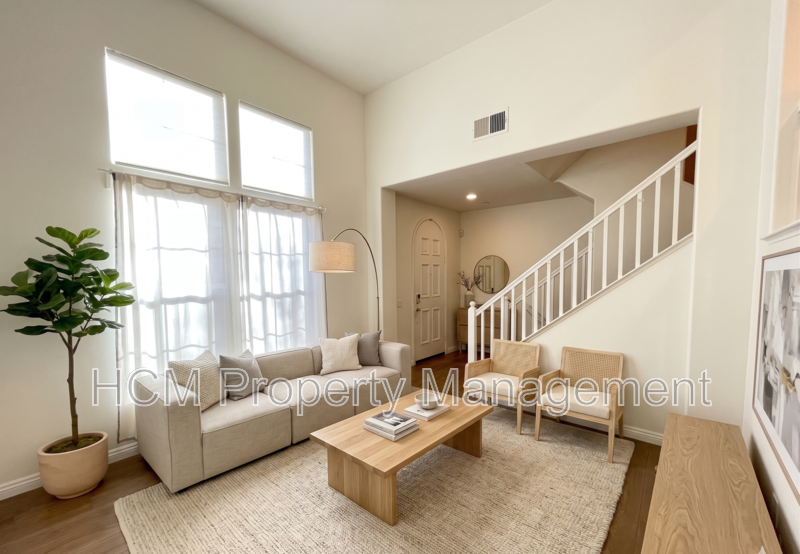 Charming tri-level home in Northpark property image