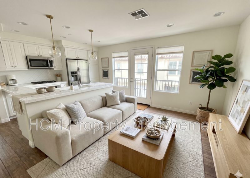 Charming tri-level home in Northpark property image