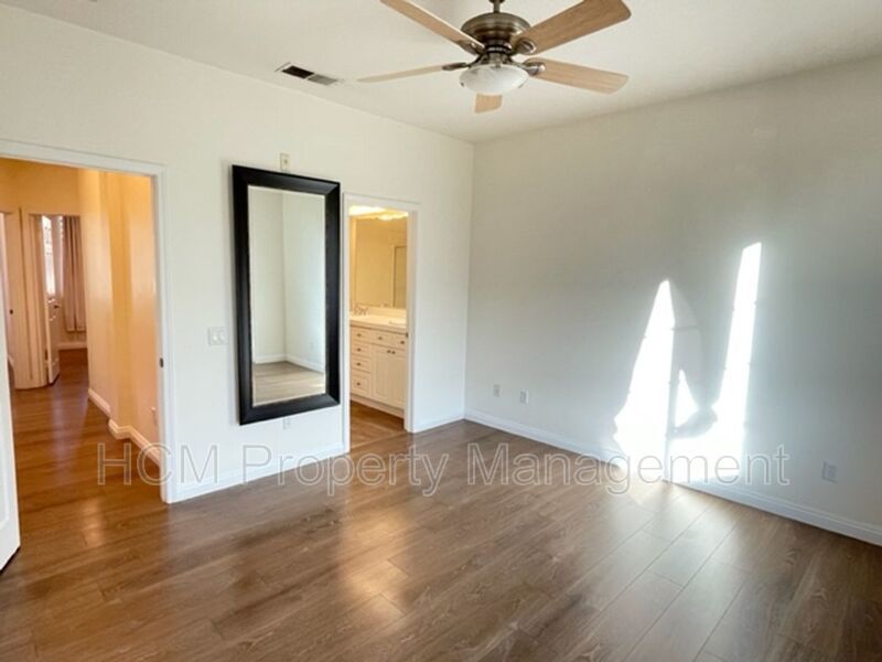 Charming tri-level home in Northpark property image