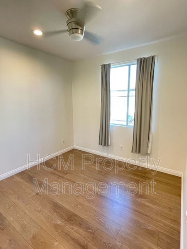 Charming tri-level home in Northpark property image