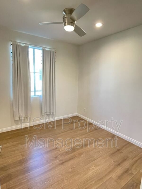 Charming tri-level home in Northpark property image