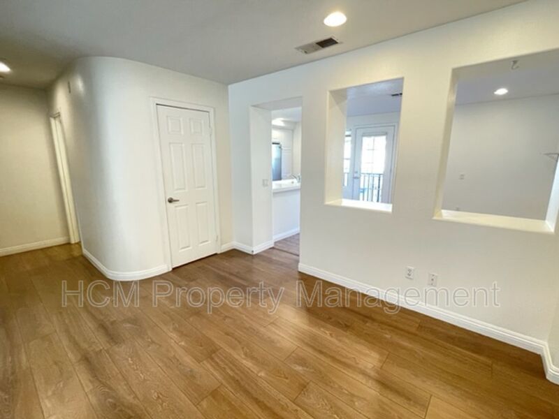 Charming tri-level home in Northpark property image