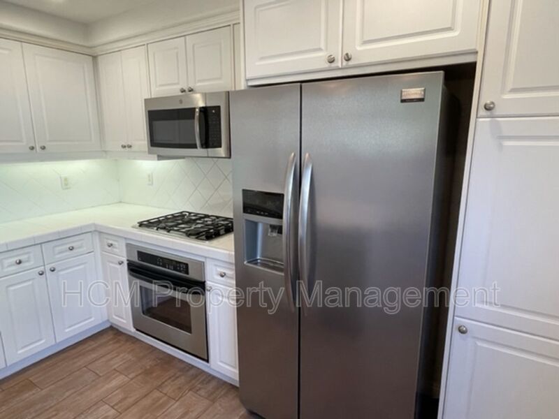 Charming tri-level home in Northpark property image