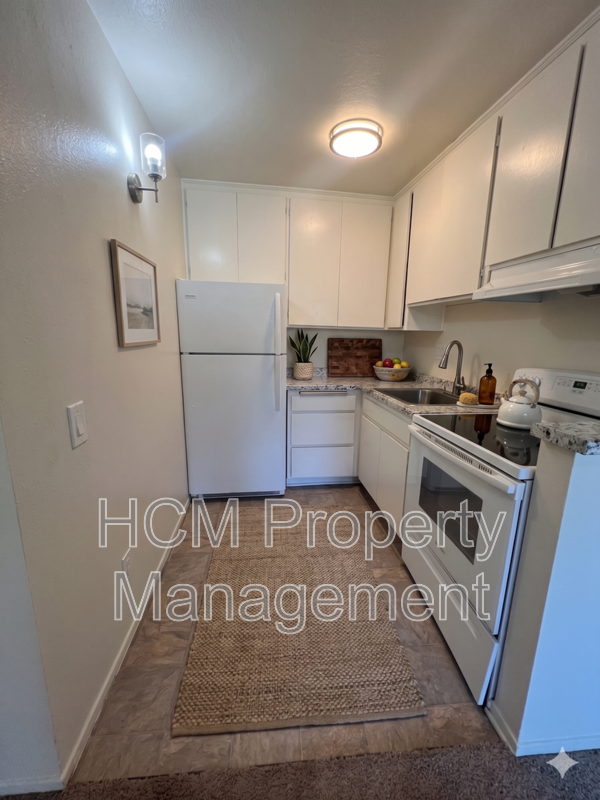 Spacious Studio Apartment with Vaulted Ceilings, Pool Access. Beautiful Rancho Cucamonga property image