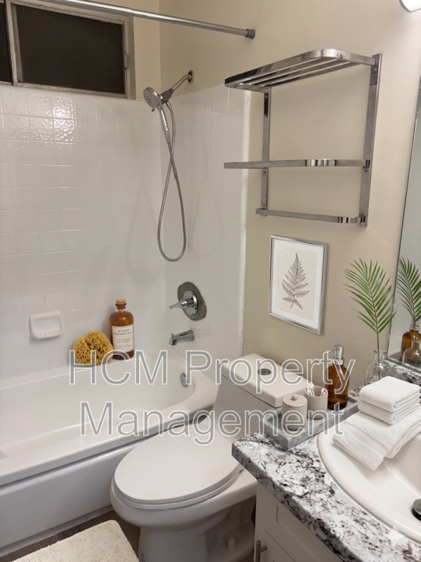 Welcome to your new home in the heart of Santa Monica, CA. property image