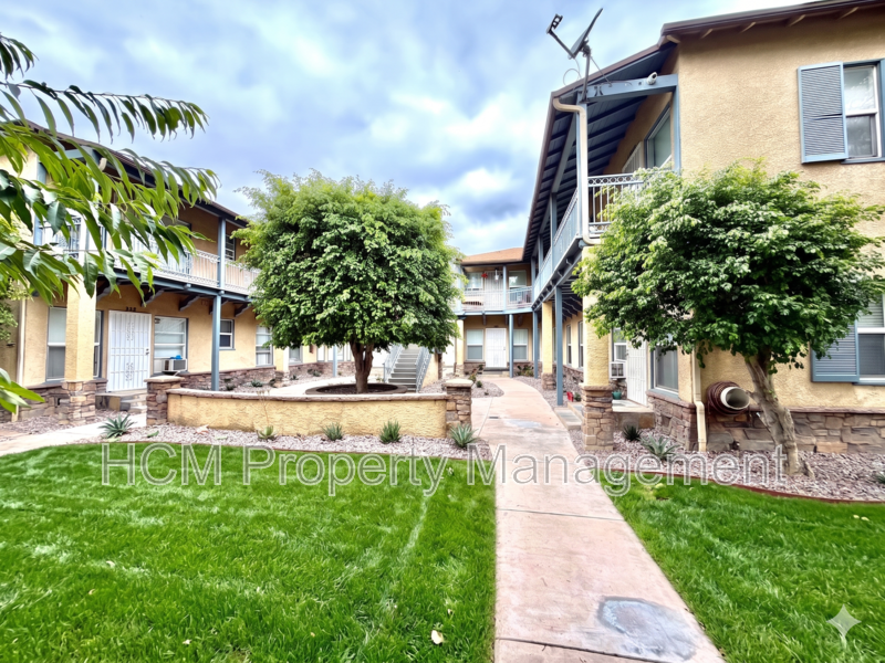 Charming Studio Upstairs Apartment in Santa Ana property image