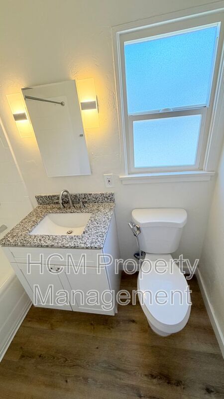 Charming Studio Upstairs Apartment in Santa Ana property image