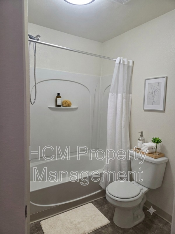 Summer Move in Special. Spacious One-Bedroom in Charming Tujunga! property image