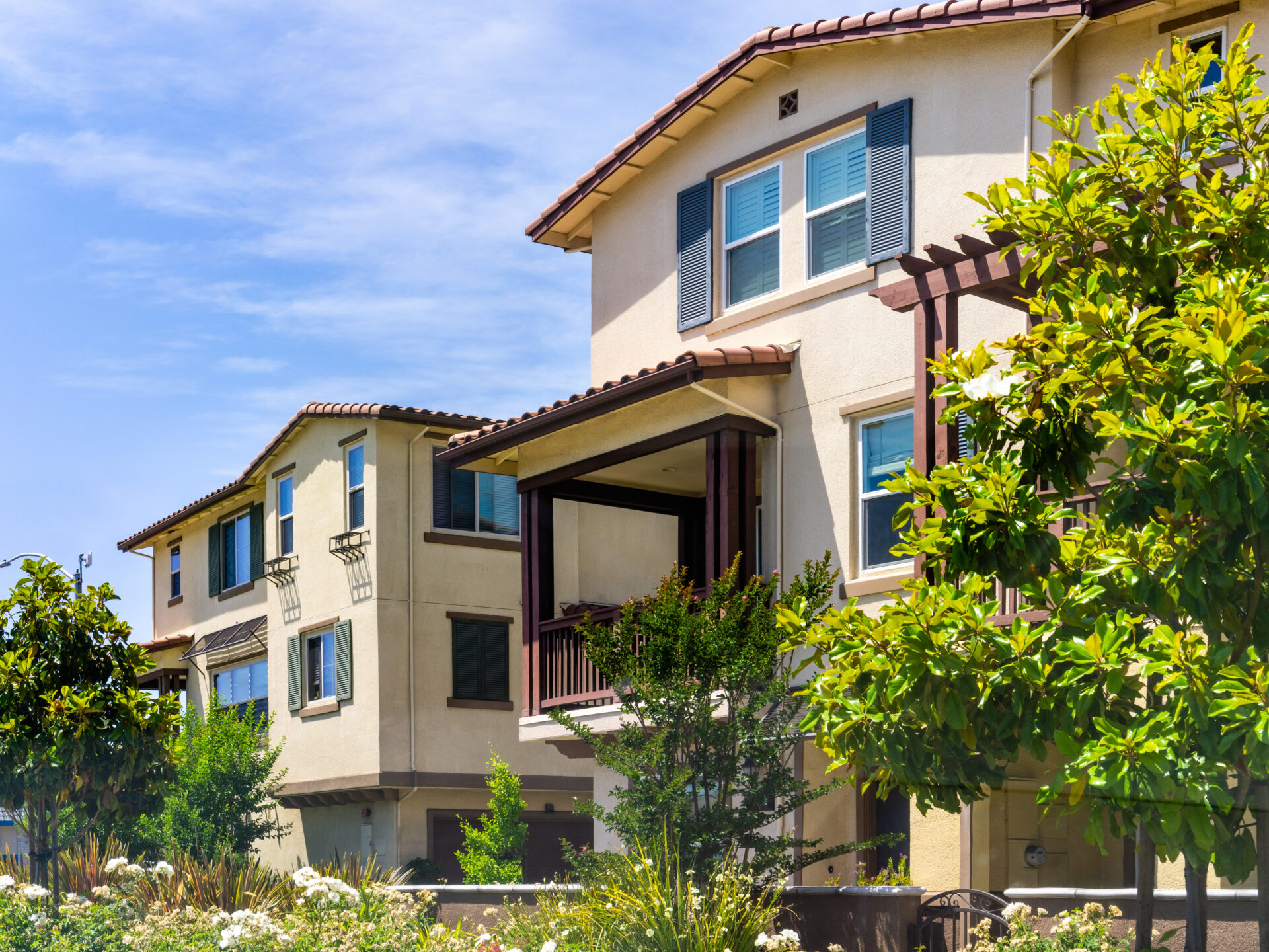 shutterstock_1426952486(1) home in LA